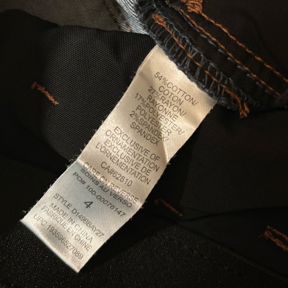 Women’s Skinny Jeans - Picture 4 of 4